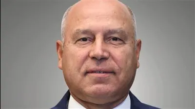 نائب رئيس مجلس الوزراء للتنمية الصناعية وزير الصناعة والنقل يعلن عن طرح 386 وحدة صناعية لرواد الاعمال جاهزة للتسليم الفوري بـ12 مجمعًا صناعيًا في 11 محافظة