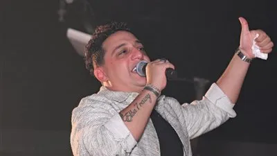 رضا البحراوي يواصل تألقه بحفل ضخم كامل العدد لأبناء الجالية العربية بالزمالك