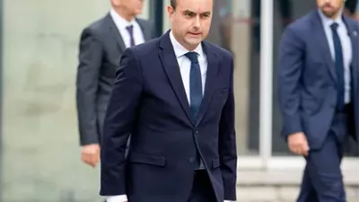 استقالة لوكورنو المفاجئة... فرنسا أمام اختبار سياسي جديد