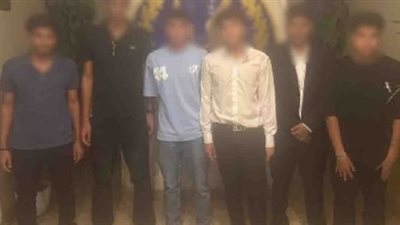 ضبط 6 طلاب بتهمة الاعتداء على زملائهم أمام مدرسة بالقاهرة