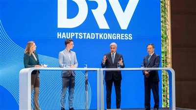  وزير السياحة والآثار يشارك في الاجتماع السنوي للاتحاد بحضور وزراء وكبار مسئولي الحكومة الألمانية