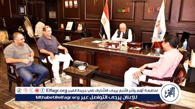 محافظ الأقصر يوجه بسرعة توصيل الغاز ورصف طريق أرمنت الوابورات