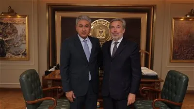 وزير السياحة والآثار يستقبل سفير إيطاليا بالقاهرة