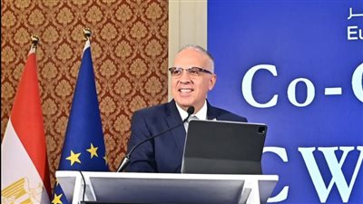 الدكتور سويلم يشارك فى جلسة 