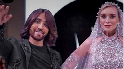 بحضور زوجات السفراء العرب.. هاني البحيري يخطف الأنظار بـ 