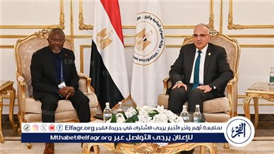 سويلم يناقش سبل التعاون مع لجنة مياه ليبيريا