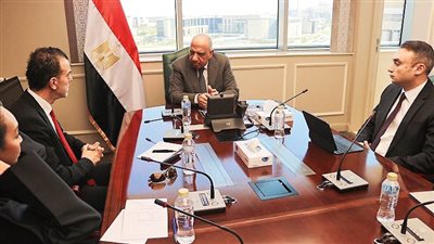  وزير الكهرباء: مشروعات الربط الكهربائي أحد محاور العمل لتحقيق المنفعة المشتركة والربط مع أوروبا لتصدير الكهرباء من الطاقات المتجددة 