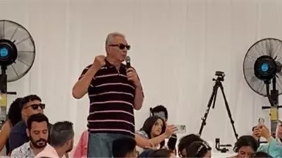 دموع واعترافات.. محمود حميدة يكشف أسرار علاقته بيوسف شاهين في مهرجان الجونة