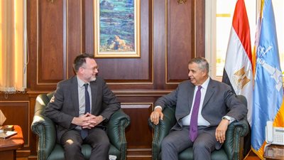 محافظ الإسكندرية يبحث مع سفير كندا تعزيز التعاون المشترك وزيادة فرص الاستثمار