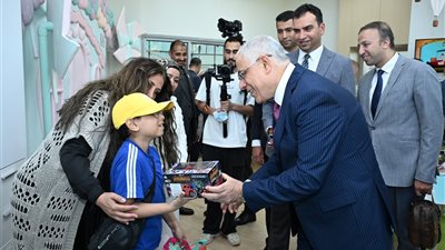 النائب العام يزور مستشفى 57357 ويؤكد: العدالة لا تكتمل إلا بحماية الأطفال