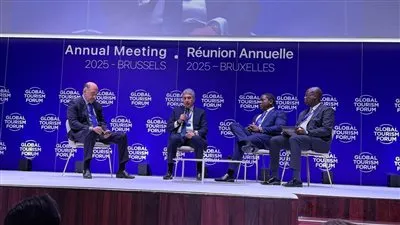 وزير السياحة والآثار يشارك كمتحدث رئيسي في جلسة نقاشية مخصصة لقارة إفريقيا