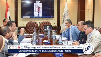 في إطار عمل اللجنة الرئيسية لتطوير الإعلام المصري.. لجنة التشريعات والقوانين ومواثيق الشرف تعقد أولى اجتماعاتها