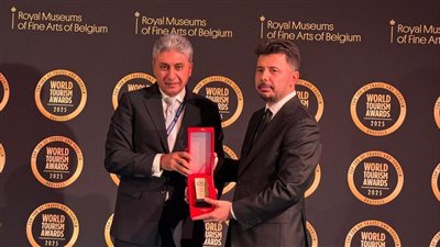 وزير الأوقاف يهنئ القيادة السياسية بفوز مصر بجائزة أفضل وجهة تراثية عالميًّا