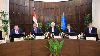 وزير التعليم العالي ومحافظ الإسكندرية يشهدان تكريم المجلس الأعلى للجامعات للدكتور خالد العناني