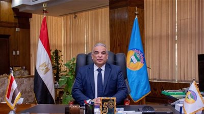 رئيس جامعة طنطا يستعرض تقريرا عن الخطة التنفيذية لتنفيذ مبادرة 