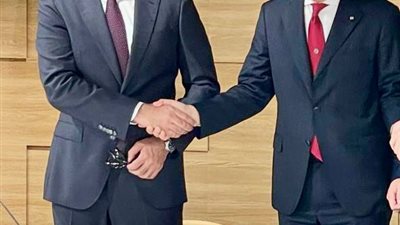 عبداللطيف يوقع مذكرة تفاهم مع هيروشيما و