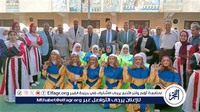 وفد من تعليم أسيوط يشارك طالبات الامل للصم كلمة الإذاعة بلغة الاشارة عن المتحف المصرى الكبير