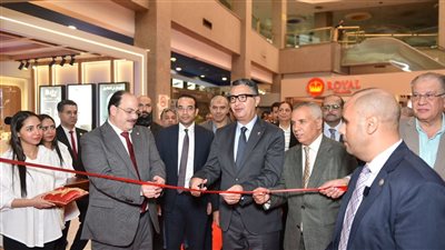 الدكتور شريف فاروق وزير التموين والتجارة الداخلية يفتتح معرض 