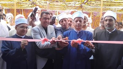 محافظ أسوان ينيب رئيس مدينة دراو ومدير الأوقاف لإفتتاح مسجد رياض الصالحين