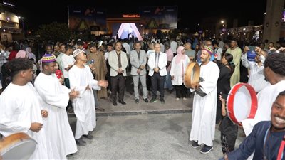 المحافظ أسوان يشهد احتفالات شعبية بافتتاح المتحف المصري الكبير في مشهد تاريخي أبهر العالم