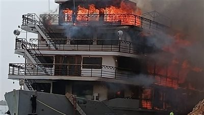 عاجل …محافظ أسوان يتابع جهود الحماية المدنية لإخماد حريق محدود بباخرة سياحية خالية 