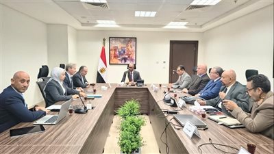 نائب وزير الإسكان يلتقي تحالف شركة المقاولون العرب مع إحدى الشركات العالمية المتخصصة في مجال تحلية مياه البحر