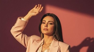 دينا فؤاد بالوردي تخطف القلوب.. إطلالة أنيقة تشعل السوشيال ميديا