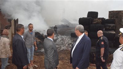 محافظ الغربية: السيطرة على حريق مصنع الكتان بزفتى دون خسائر بشرية