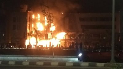 التحريات الأولية: خسائر بالملايين في حريق مول العبور