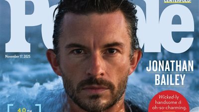 جوناثان بيلي يتوج بـ «أكثر الرجال جاذبية في العالم» لعام 2025