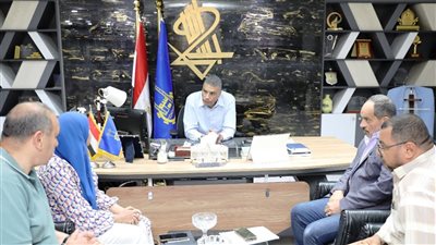 محافظ أسوان يوجه بالإسراع في معدلات تنفيذ مشروعات المياه والصرف الصحي لخدمة المواطن الأسواني