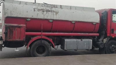 ضبط 2.5 طن زيت طعام مجهول المصدر بشبرا الخيمة.... ومحافظ القليوبية يوجه بملاحقة المتلاعبين