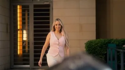 سارة سحاب تقدم جرعة حب وسعادة في أغنيتها الجديدة “إحساس مختلف