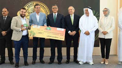 محافظ الجيزة: مهرجان التمور هذا العام يشهد مشاركة واسعة لأكثر من 120 عارضًا من 11 دولة