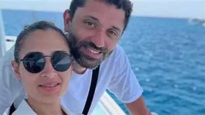 عاجل ـ منشور يثير الجدل.. زوجة كريم عبد العزيز: «تم إبلاغي بالطلاق عبر ستوري بعد 14 سنة جواز»