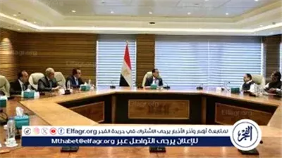 عاجل- رئيس الوزراء يبحث مع وزير الصحة والكيماويات والأسمدة الهندي تعزيز التعاون الصناعي والدوائي