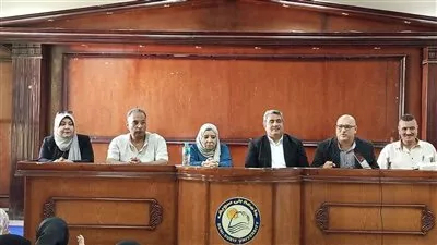 سيد سعد يكشف أسرار العصا البيضاء في ندوة علمية كبرى بجامعة بني سويف