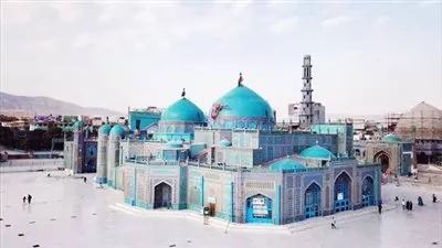 بعد تصدره التريند.. ماذا تعرف عن المسجد الأزرق في أفغانستان؟