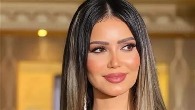 لهذا السبب.. إيناس عز الدين تلغي سفرها إلى دبي