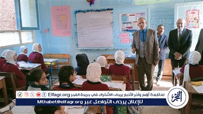 وفد من تعليم أسيوط في زيارة مفاجئة لمدارس أبنوب