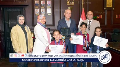 محافظ الأقصر يستقبل الطلاب المتفوقين عالميًا في المنتدى الإفروآسيوي بماليزيا.. ويوجّه بتكريمهم في العيد القومي