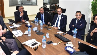 رئيس هيئة الاستثمار يشارك في المؤتمر 