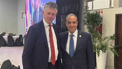 وزير الخارجية يتلقى مع مستشار الأمن القومي البريطاني