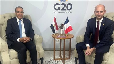 وزير الخارجية يلتقى مع نظيره الفرنسي على هامش أعمال قمة مجموعة العشرين