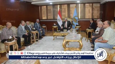 محافظ الغربية يبحث مع رئيس 