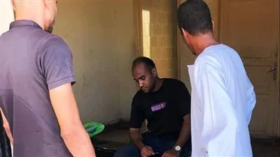 محافظ أسوان ينهى خدمة 9 موظفين ثبت تعاطيهم المخدرات