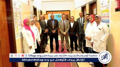 زيارة مفاجئة لنائب رئيس جامعة أسيوط للمعامل المركزية بكلية الزراعة اليوم 