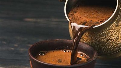 القهوة المختصة… كيف تحولت إلى ثقافة عالمية تتجاوز مجرد كوب من الكافيين؟