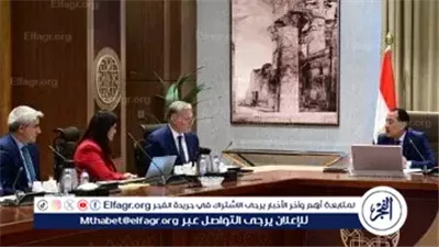 عاجل- رئيس الوزراء يبحث مع 