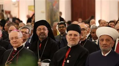  البطريرك الأنبا إبراهيم إسحق يشارك في اللقاء الرسمي لقداسة البابا لاون الرابع عشر بالقصر الجمهوري بلبنان